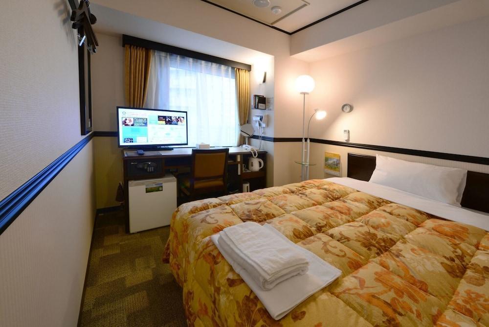 Toyoko Inn Oita Ekimae Exterior photo